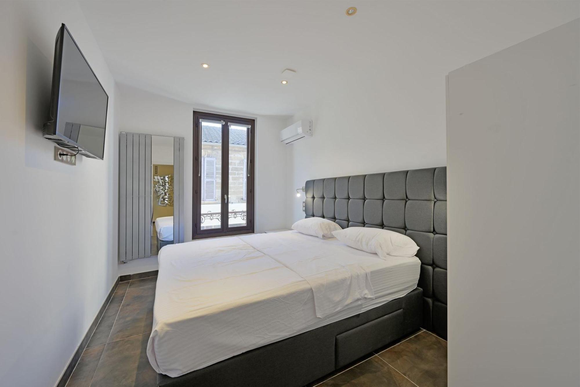 Le 185 - Charme Et Tranquillite Au Coeur D'Avignon Apartment Exterior photo